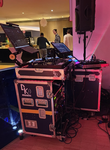 DJ Dennis Technikzentrale